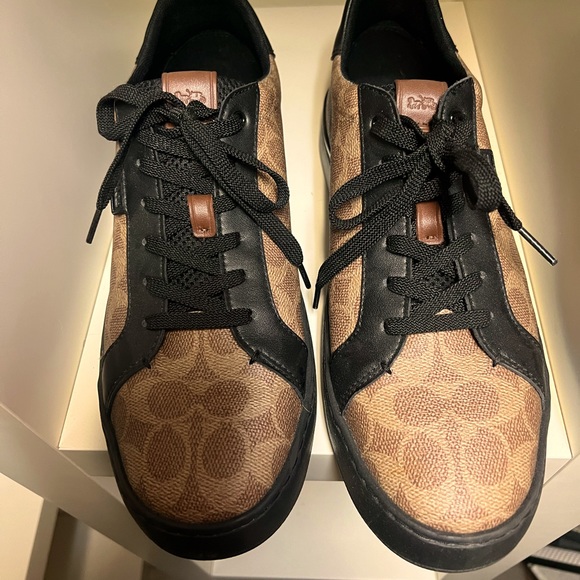 Shoes - Picture 1 of 1